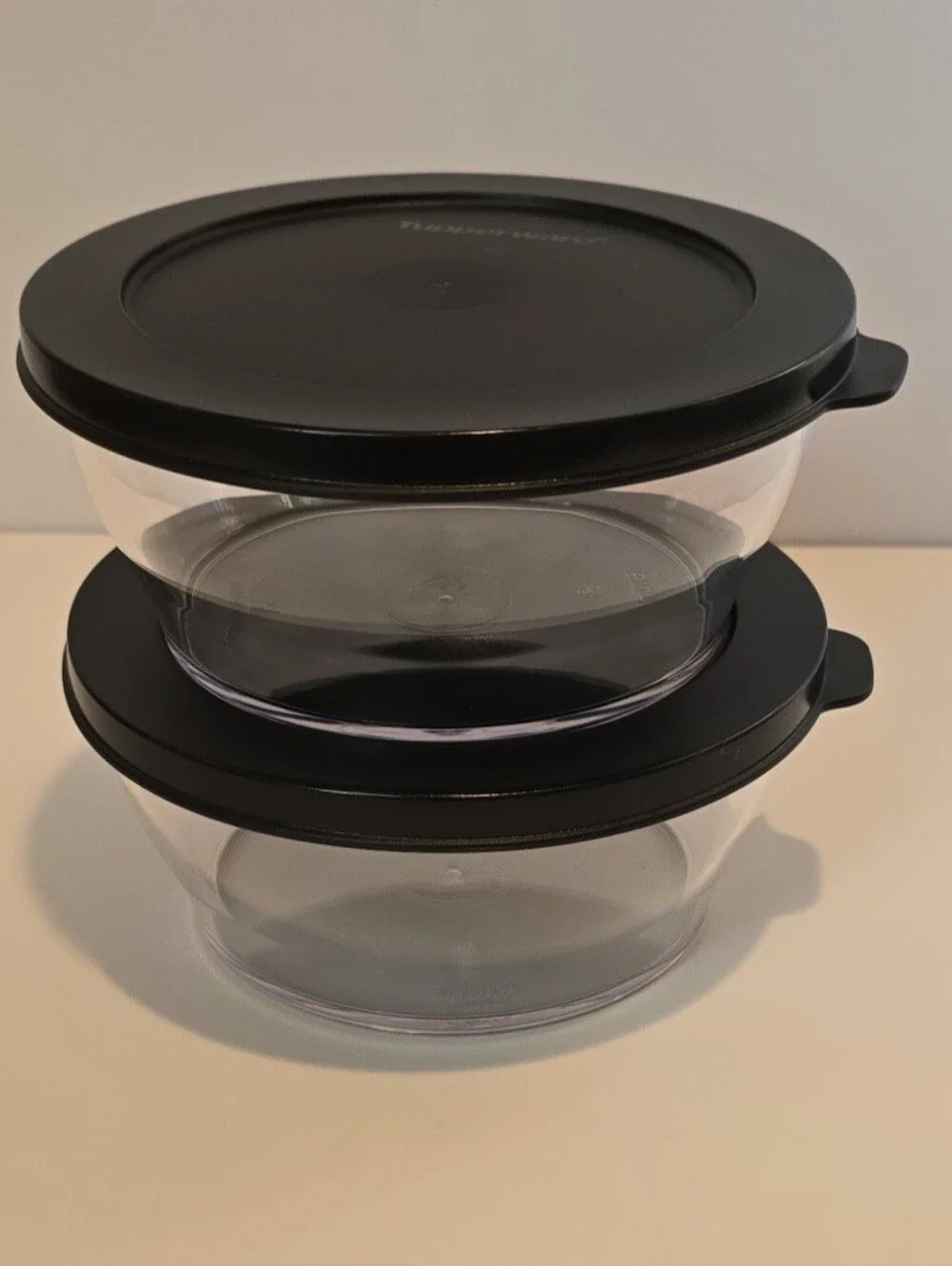 NEW! Tupperware Clearly Elegant Serving Bowl Set of 2 (610 ml)